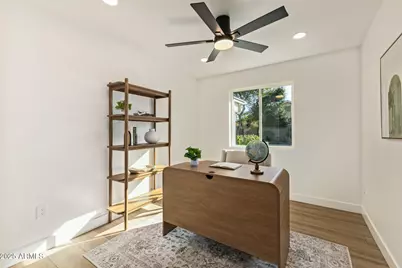 3401 E Shaw Butte Drive, Phoenix, AZ 85028 - Photo 17