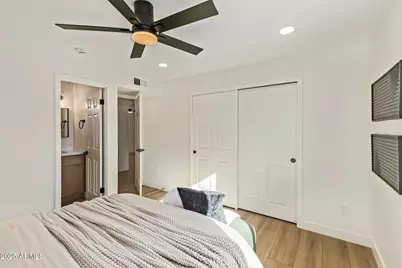 3401 E Shaw Butte Drive, Phoenix, AZ 85028 - Photo 21