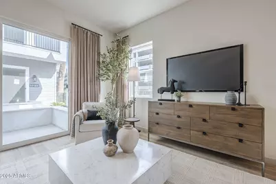 127 W Holcomb Lane, Phoenix, AZ 85003 - Photo 9