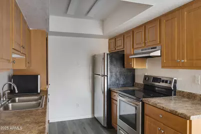 3810 N Maryvale Parkway #2067, Phoenix, AZ 85031 - Photo 5