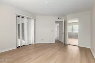 5104 N 32nd St, Phoenix, AZ 85018 - Photo 21