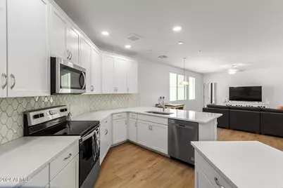 2511 W Queen Creek Road #374, Chandler, AZ 85248 - Photo 17