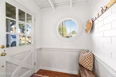 4631 E Pinchot Avenue, Phoenix, AZ 85018 - Photo 3