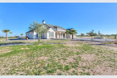 233 N Pettoshas Drive, Maricopa, AZ 85139 - Photo 3