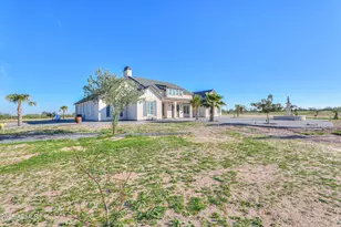 233 N Pettoshas Dr, Maricopa, AZ 85139 - Photo 3