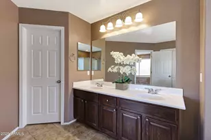 15648 W Ventura St, Surprise, AZ 85379 - Photo 25