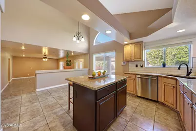 15648 W Ventura Street, Surprise, AZ 85379 - Photo 13