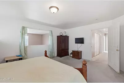 6826 S 41st Drive, Phoenix, AZ 85041 - Photo 31