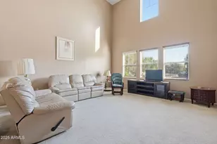 6826 S 41st Dr, Phoenix, AZ 85041 - Photo 7