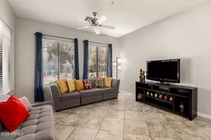 2989 N 44th St, Phoenix, AZ 85018 - Photo 15