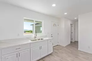 438 Liesen Dr, Morristown, AZ 85342 - Photo 13