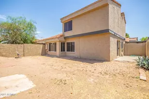 2415 W Greenway Rd, Phoenix, AZ 85023 - Photo 25