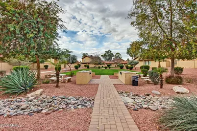 2415 W Greenway Road #Unit 3, Phoenix, AZ 85023 - Photo 35