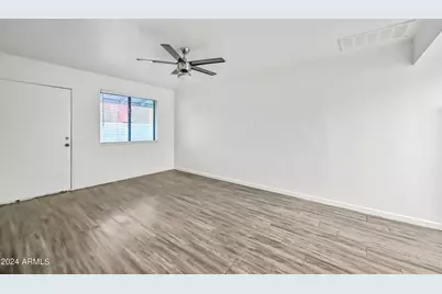 1744 W Glendale Avenue #8B, Phoenix, AZ 85021 - Photo 3