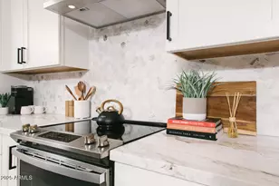 8608 E Pecos Ln, Scottsdale, AZ 85250 - Photo 9