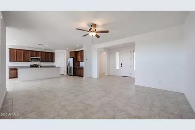 25051 N 171st Avenue, Surprise, AZ 85387 - Photo 5