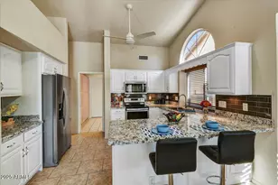 8529 W Rosemonte Dr, Peoria, AZ 85382 - Photo 5