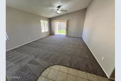 10419 N 58th Drive, Glendale, AZ 85302 - Photo 5