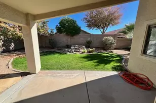 10419 N 58th Dr, Glendale, AZ 85302 - Photo 29