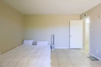 2018 W Cactus Road, Phoenix, AZ 85029 - Photo 23