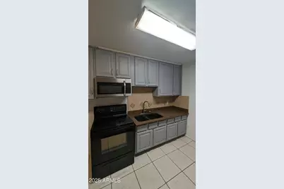 2018 W Cactus Road, Phoenix, AZ 85029 - Photo 31