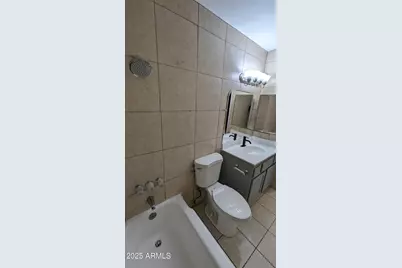 2018 W Cactus Road, Phoenix, AZ 85029 - Photo 33