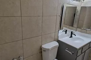 2018 W Cactus Rd, Phoenix, AZ 85029 - Photo 33