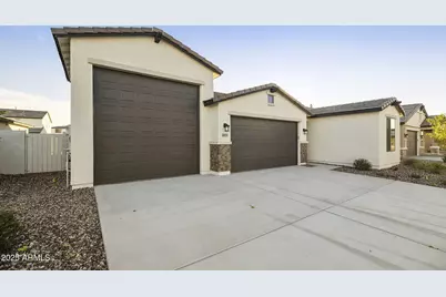 4933 W Capistrano Avenue, Laveen, AZ 85339 - Photo 5