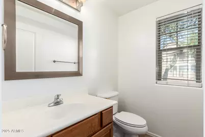 591 S Buena Vista Court, Gilbert, AZ 85296 - Photo 7