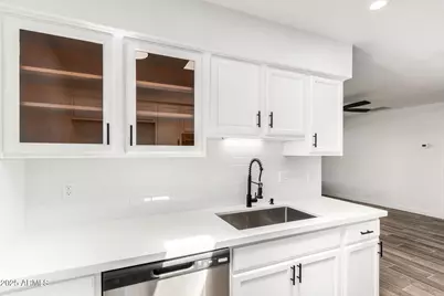 9035 W Elm Street #3, Phoenix, AZ 85037 - Photo 11