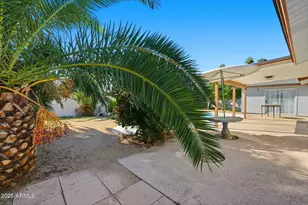 6437 W College Dr, Phoenix, AZ 85033 - Photo 37