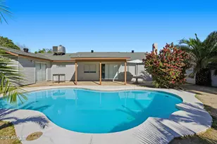 6437 W College Dr, Phoenix, AZ 85033 - Photo 35