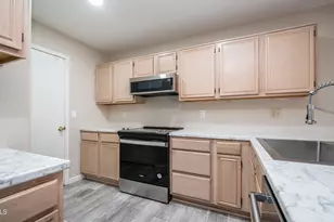 7724 W Oraibi Dr, Glendale, AZ 85308 - Photo 7