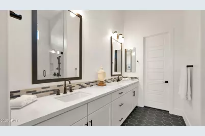 38500 N School House Road #8, Cave Creek, AZ 85331 - Photo 15