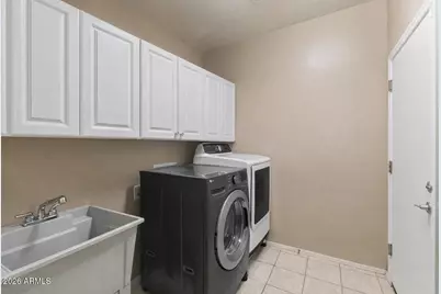 15872 W Laurel Lane, Surprise, AZ 85379 - Photo 7