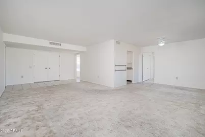 10632 W Brookside Drive, Sun City, AZ 85351 - Photo 5