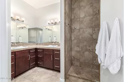 920 E Mitchell Drive #101, Phoenix, AZ 85014 - Photo 37