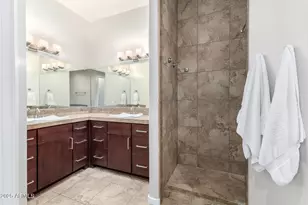 920 E Mitchell Dr, Phoenix, AZ 85014 - Photo 37