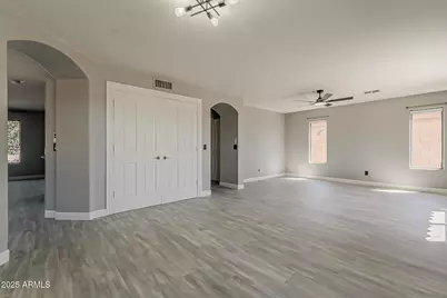 21928 N Braden Road, Maricopa, AZ 85138 - Photo 13