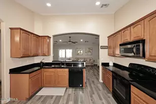12163 N 150th Ln, Surprise, AZ 85379 - Photo 9