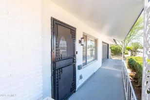 9507 W Granada Dr, Sun City, AZ 85373 - Photo 5