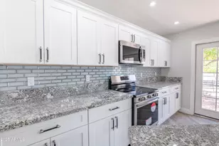 9507 W Granada Dr, Sun City, AZ 85373 - Photo 9