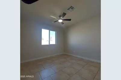 3852 W Earll Drive, Phoenix, AZ 85019 - Photo 9