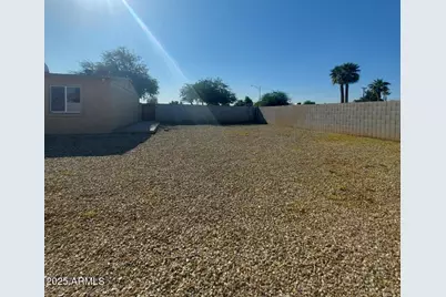 3852 W Earll Drive, Phoenix, AZ 85019 - Photo 21