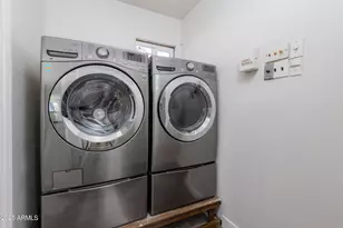 2936 W Michelle Dr, Phoenix, AZ 85053 - Photo 19