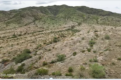 2229 W Sunrise Drive, Phoenix, AZ 85041 - Photo 13