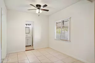 126 N 10th Ave, Phoenix, AZ 85007 - Photo 9