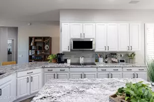 22829 N Los Gatos Dr, Sun City West, AZ 85375 - Photo 21