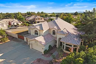 2111 E Marlene Dr, Gilbert, AZ 85296 - Photo 9