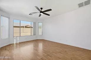 10910 W Davis Ln, Avondale, AZ 85323 - Photo 19